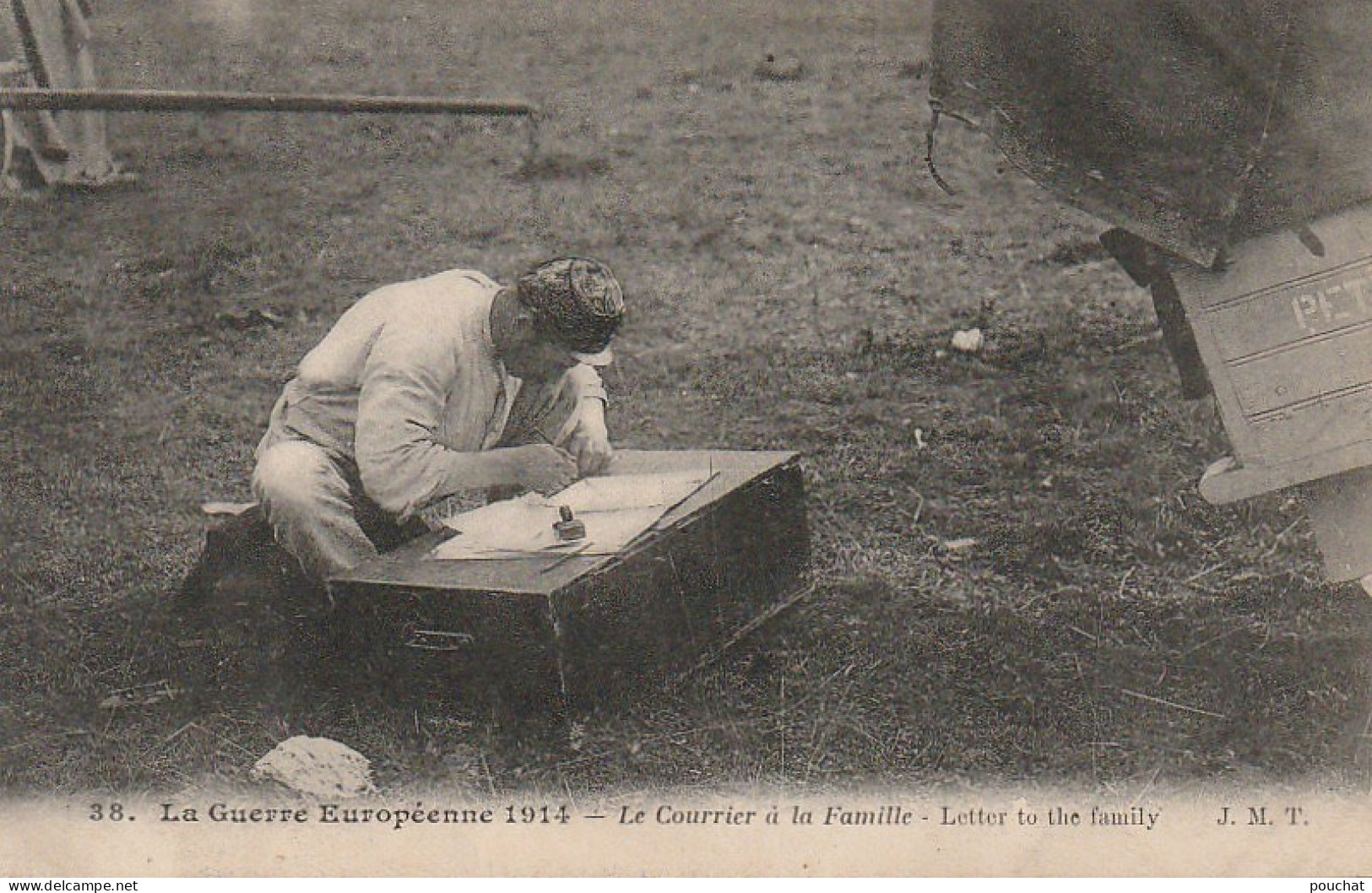 GU Nw - LA GUERRE EUROPEENNE 1914 - LE COURRIER A LA FAMILLE - SOLDAT REDIGEANT UNE LETTRE- 2 SCANS - Guerra 1914-18