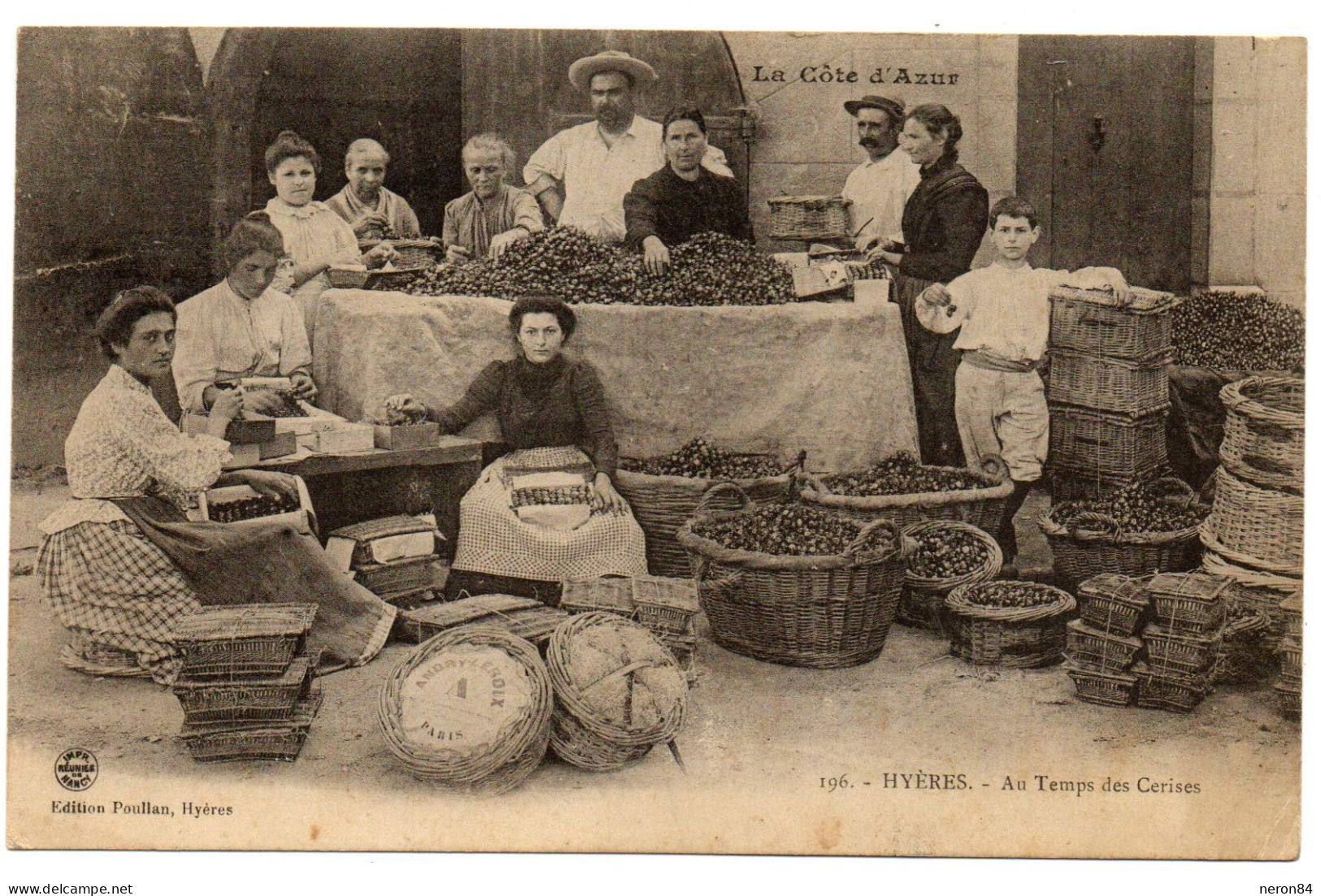 EMBALLAGE DES CERISES A HYERES 83 EN TRES GROS PLAN. CPA LA COTE D'AZUR DE 1907. - Hyeres