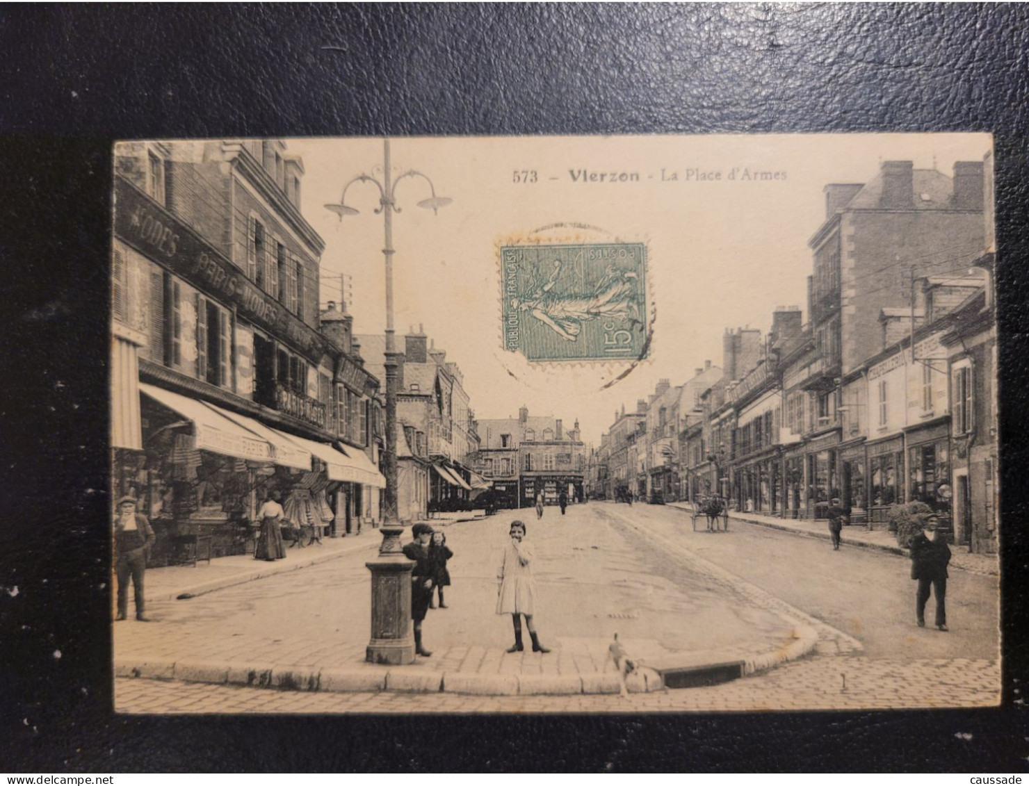 18 - VIERZON - La Place D'armes - Vierzon