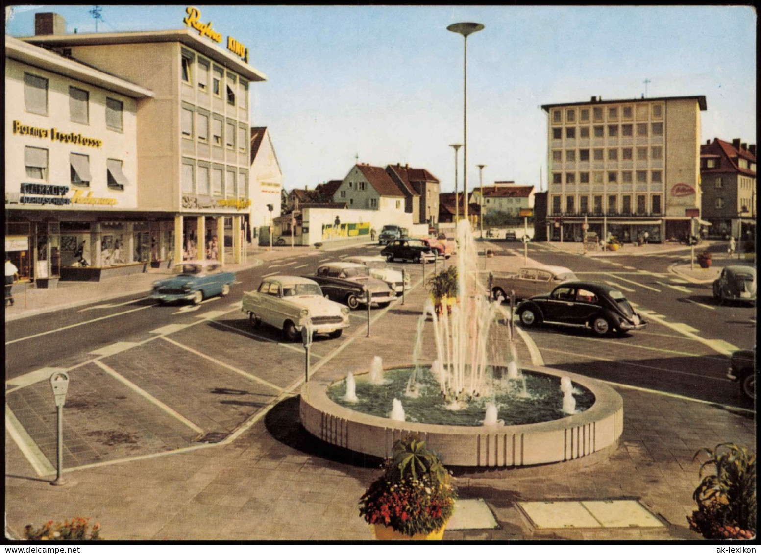 Rüsselsheim Friedensplatz, Parkplatz Autos U.a. VW Käfer 1963/1962 - Ruesselsheim