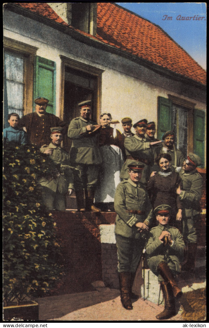 Ansichtskarte  Soldaten Vor Haus Feldpostkarte 1. WK 1916   Feldpoststempel - Guerra 1914-18