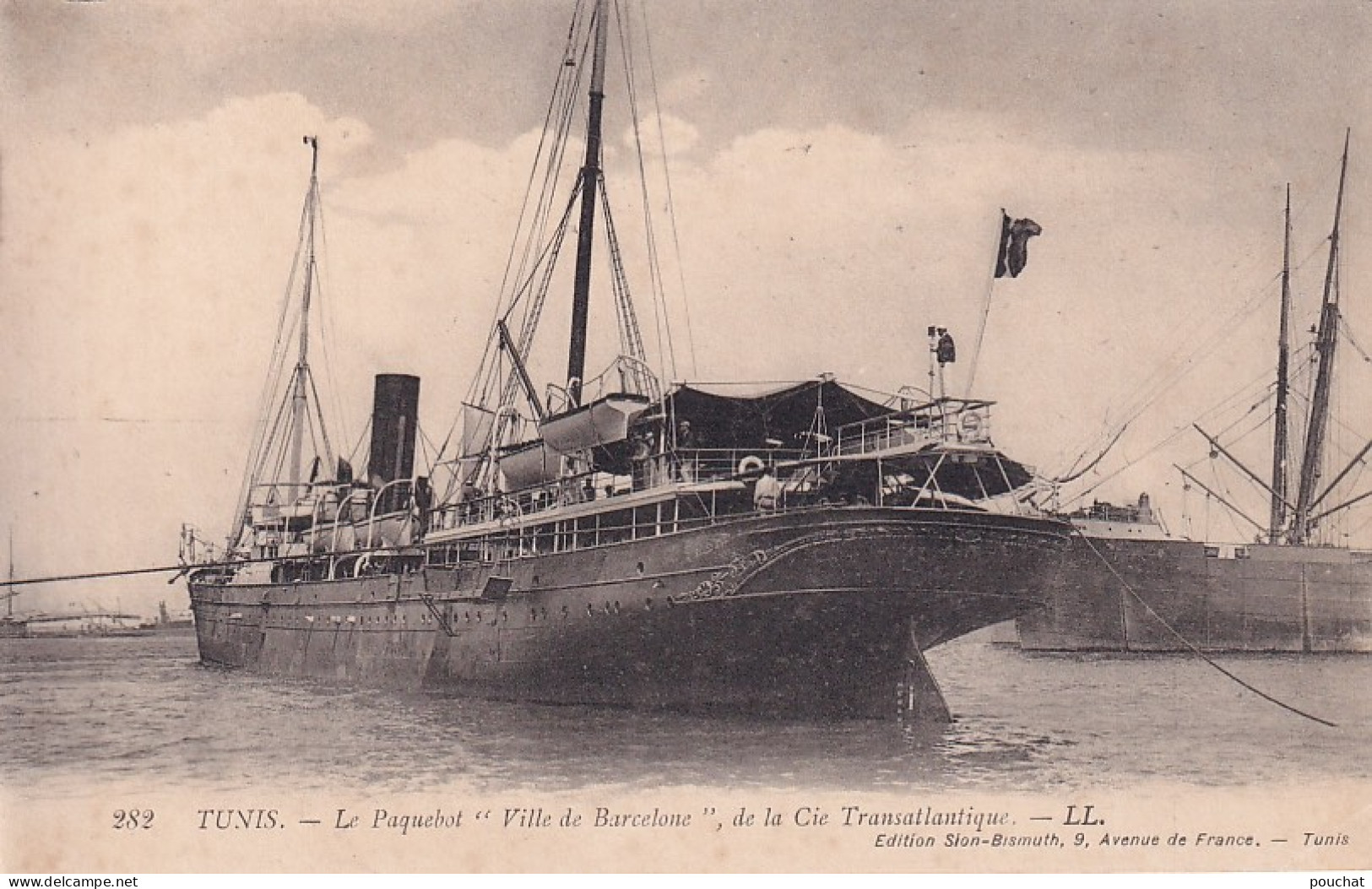 FI 28- TUNIS - LE PAQUEBOT " VILLE DE BARCELONE " ,  DE LA Cie TRANSATLANTIQUE - Tunesien