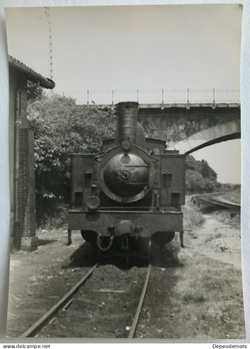 Photo Ancienne - Snapshot - Train - Locomotive - LOUDÉAC Bretagne - Ferroviaire - Chemin De Fer - Trains