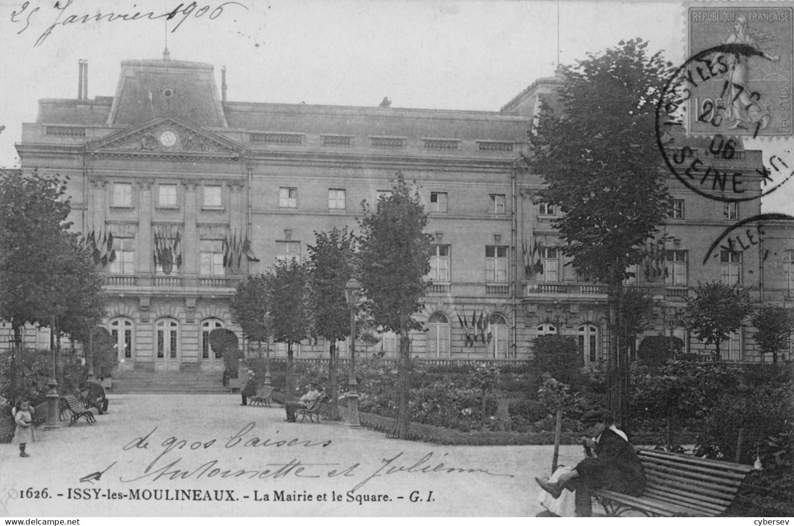 ISSY-les-MOULINEAUX - La Mairie Et Le Square - Animé - Issy Les Moulineaux