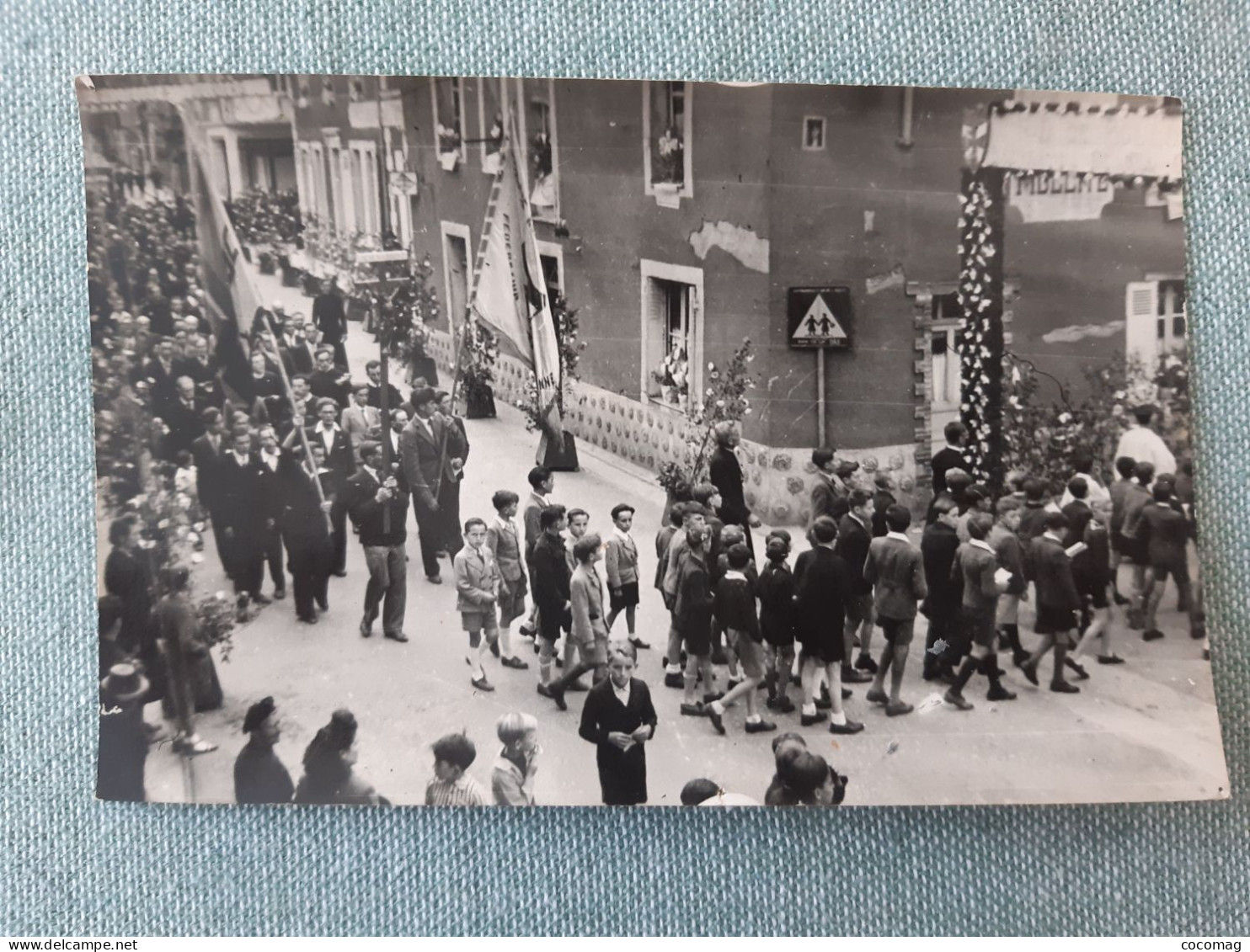 53 RENAZE CARTE PHOTO  PROCESSION NOTRE DAME DE BOULOGNE 11 JUIN 1945 - Otros & Sin Clasificación