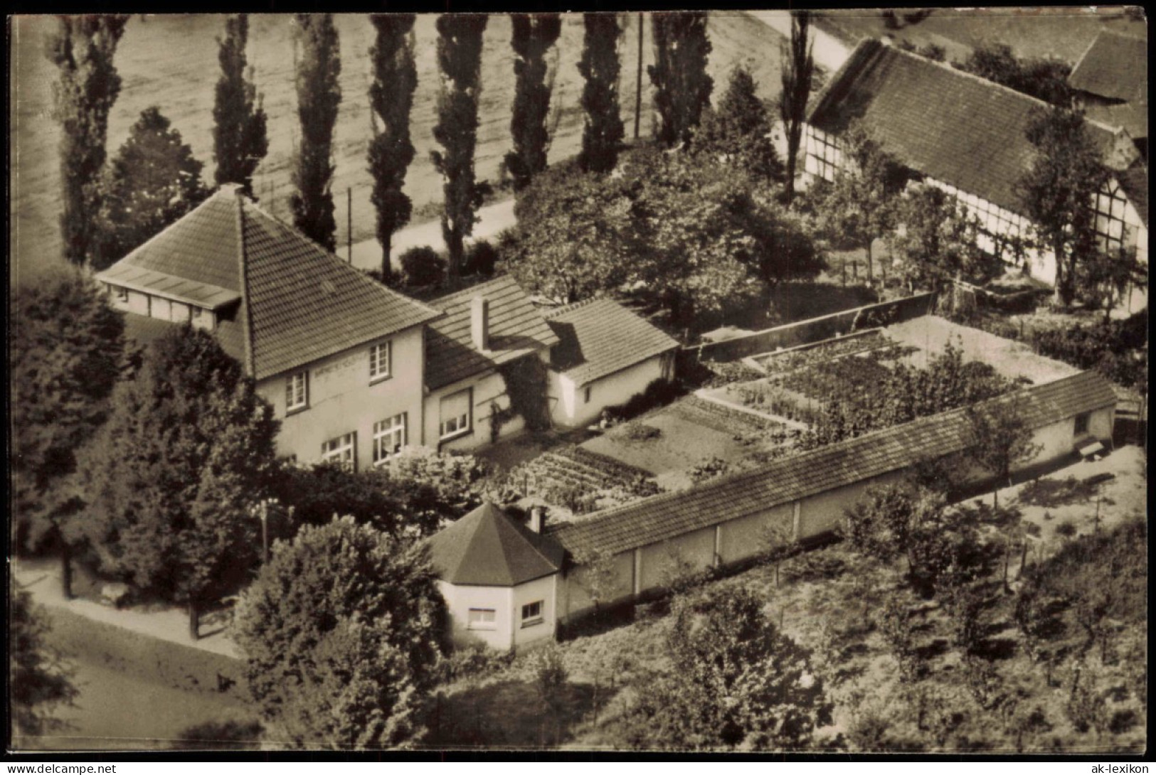 Ansichtskarte  Luftbilder / Überflugkarte Fachwerkhaus Gehöft 1961 - Unclassified