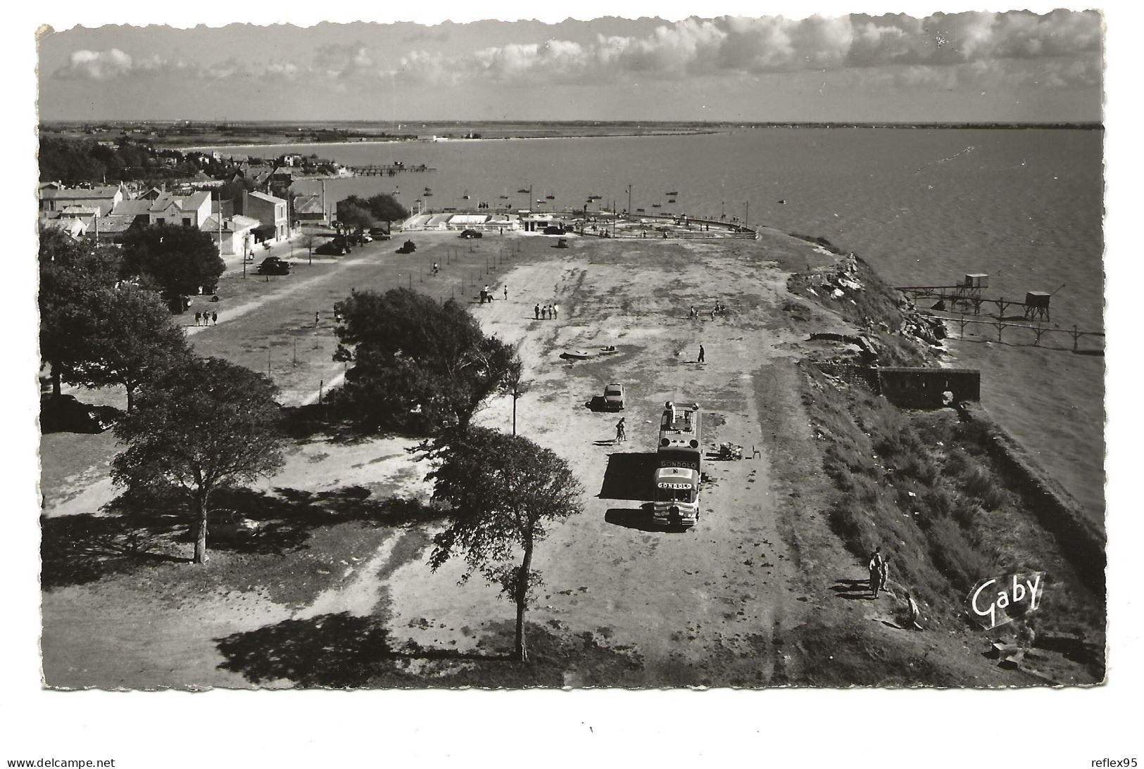 FOURAS - L'Esplanade Et L'entrée De La Charente - Fouras-les-Bains