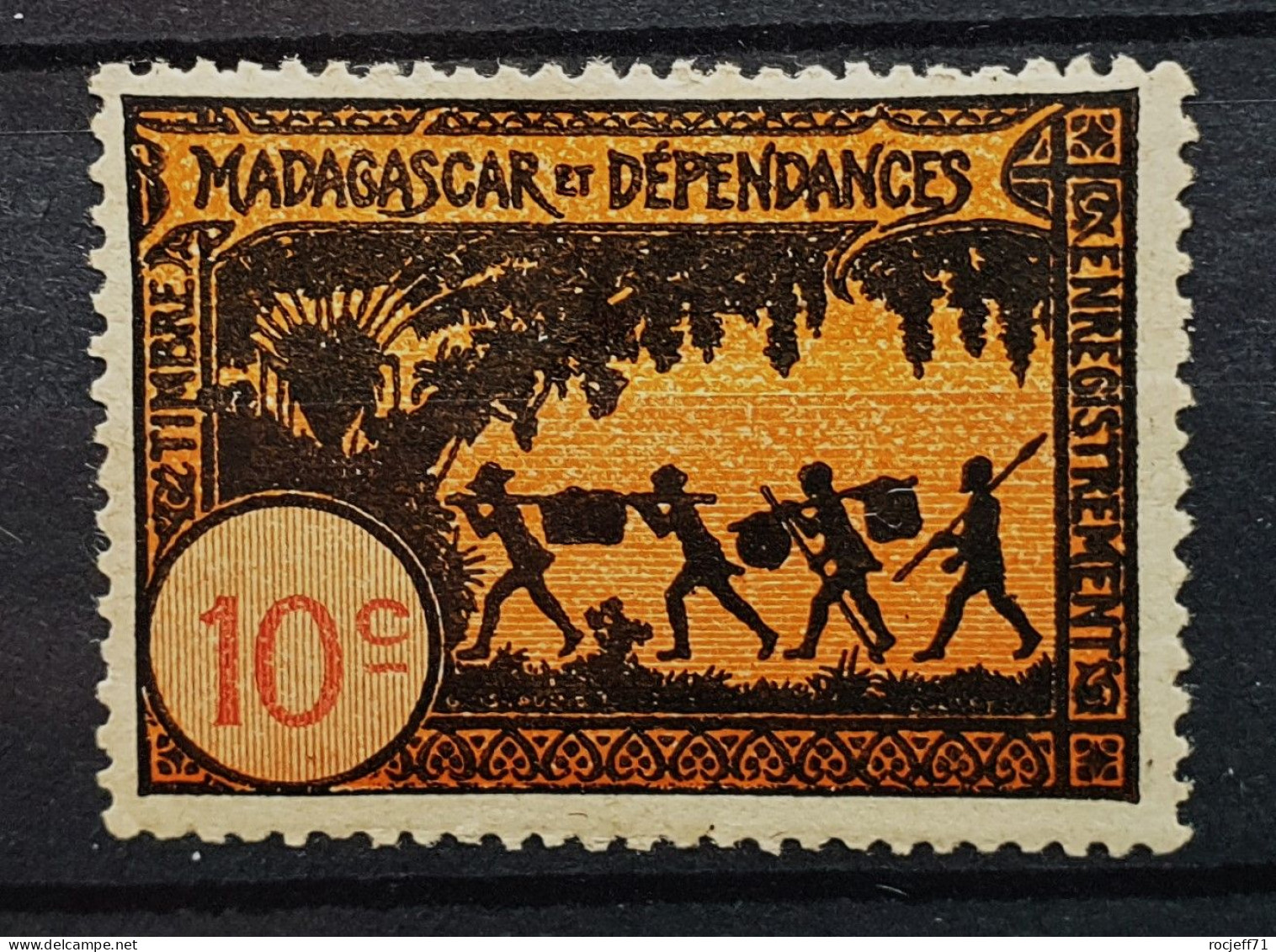 04 - 24 - Madagascar - Timbre Fiscal - - Unused Stamps