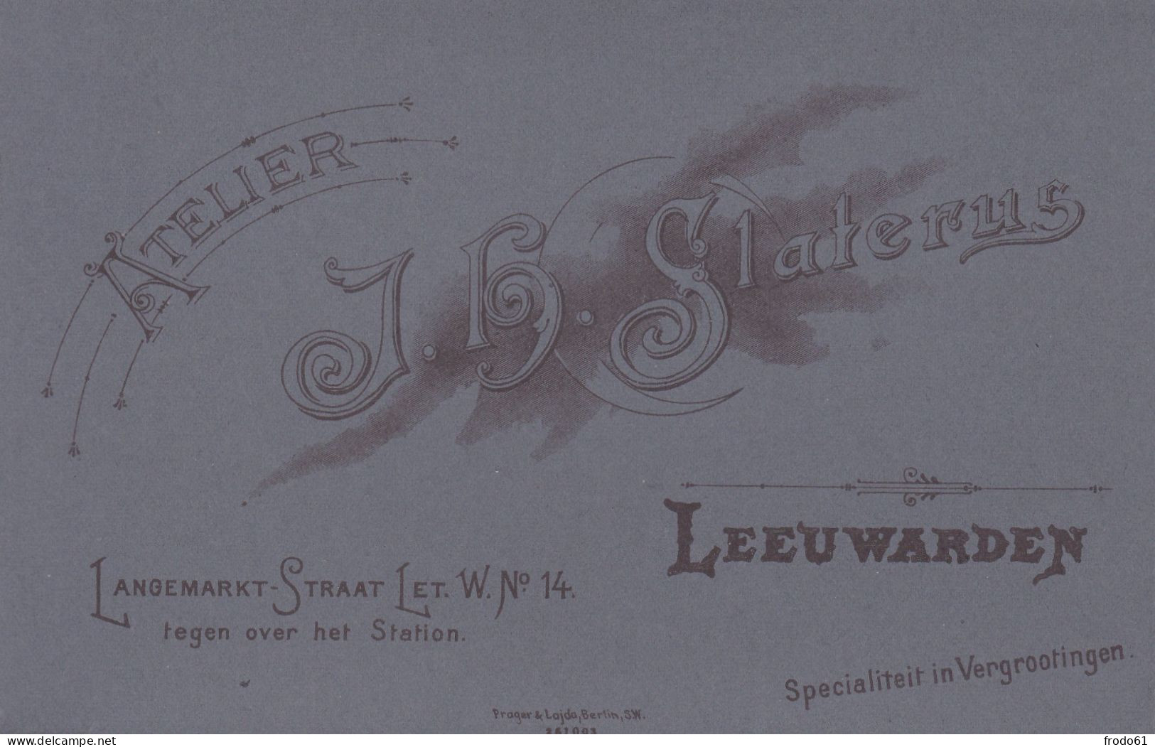 2 GEKARTONNEERDE FOTO'S  10.50 X 16cm, ROND 1900, MAN EN VROUW, PHOTOGR. J.H. SATERUS, LEEUWARDEN - Oud (voor 1900)