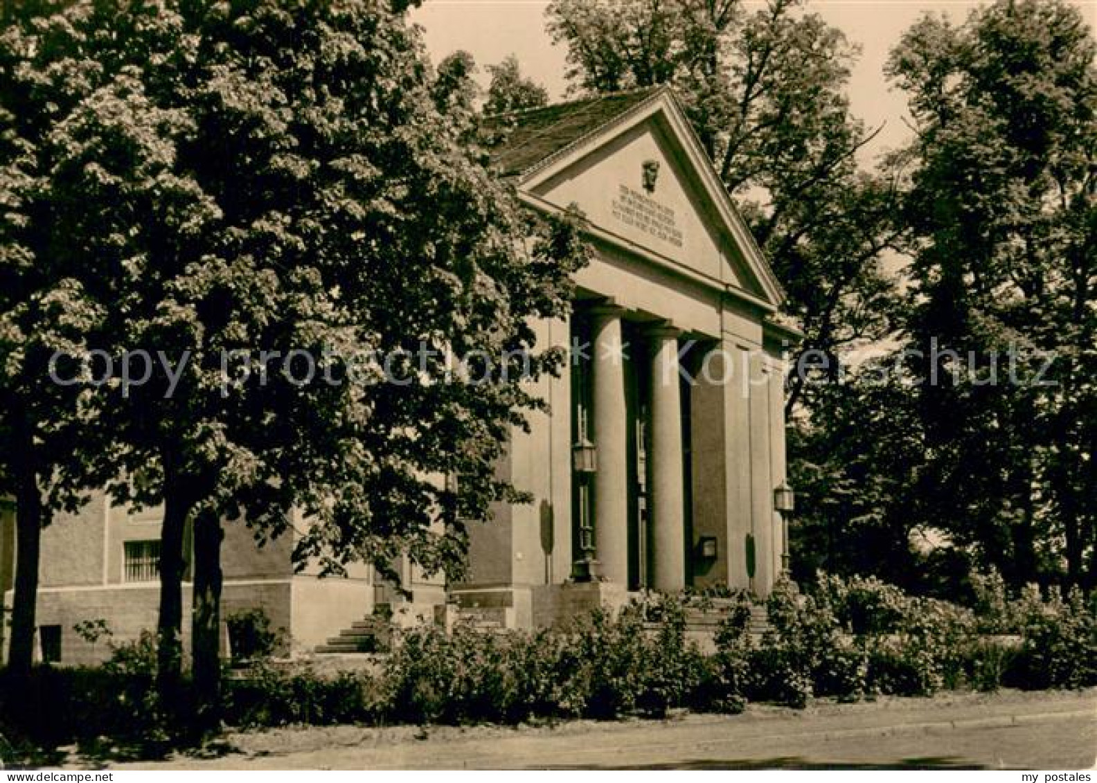 73753915 Neustrelitz Friedrich Wolf Theater Neustrelitz - Neustrelitz