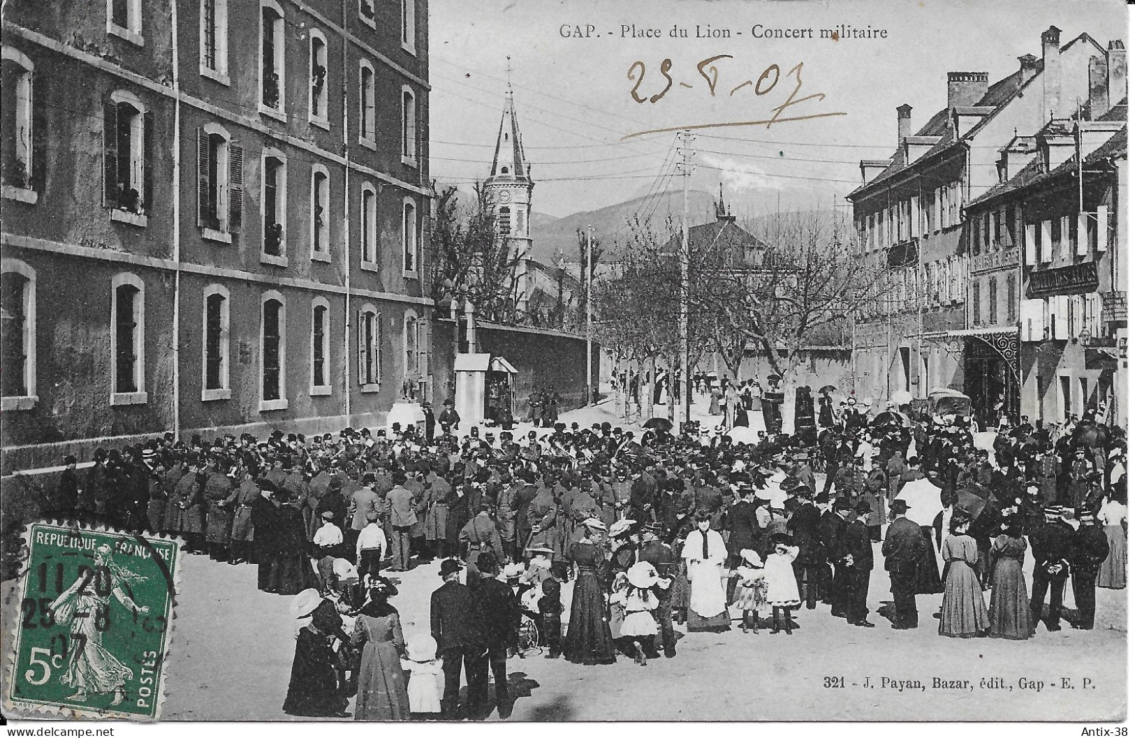 N76 - 05 - GAP - Hautes-Alpes - Place Du Lion - Concert Militaire - Gap