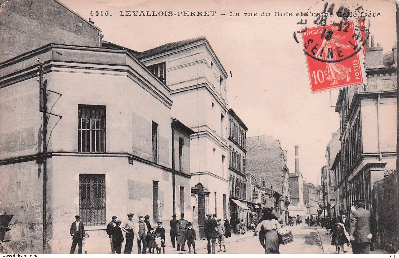 Levallois Perret - La Rue Du Bois Et L'Usine Gelle Frere  -  CPA °J - Levallois Perret