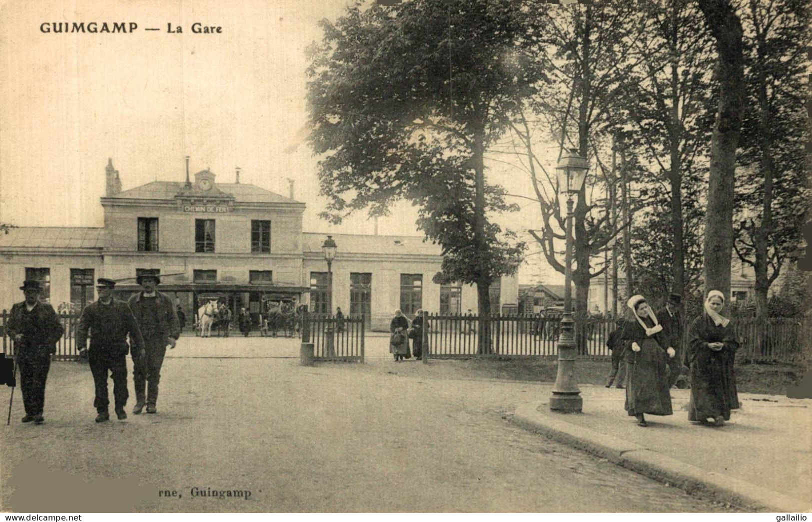 GUIMGAMP LA GARE - Guingamp