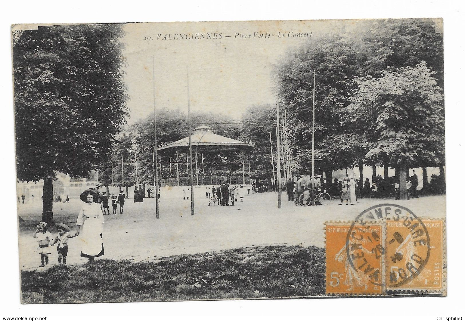 CPA Circulée En 1923 - VALENCIENNES - Place Verte - Le Concert - Edition Spéciale "Magasins Modernes" - - Valenciennes