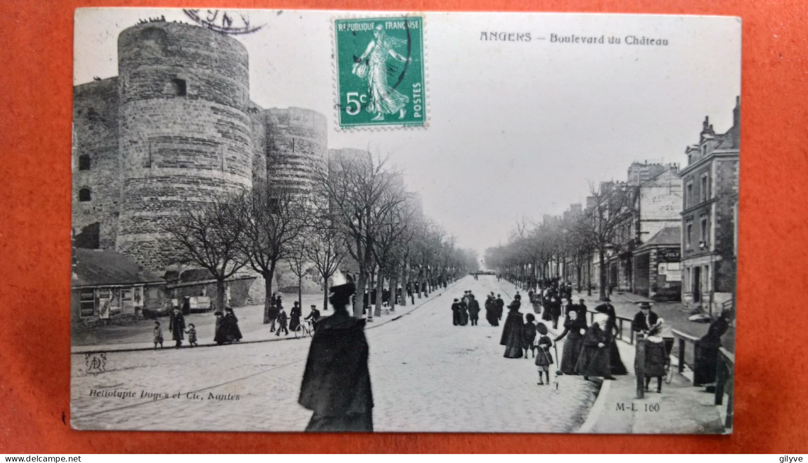 CPA (49) Angers.  Boulevard Du Château.   Animation. (7A.n°217) - Angers