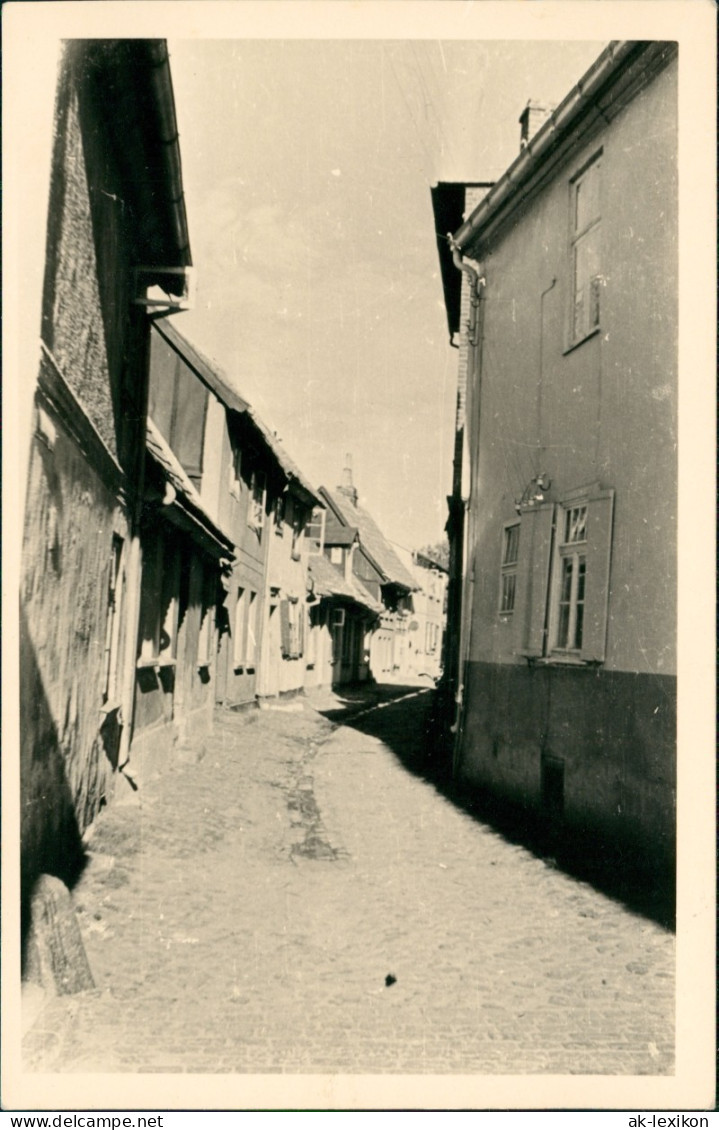 Ansichtskarte  Gasse In Altstadt 1952 - A Identifier