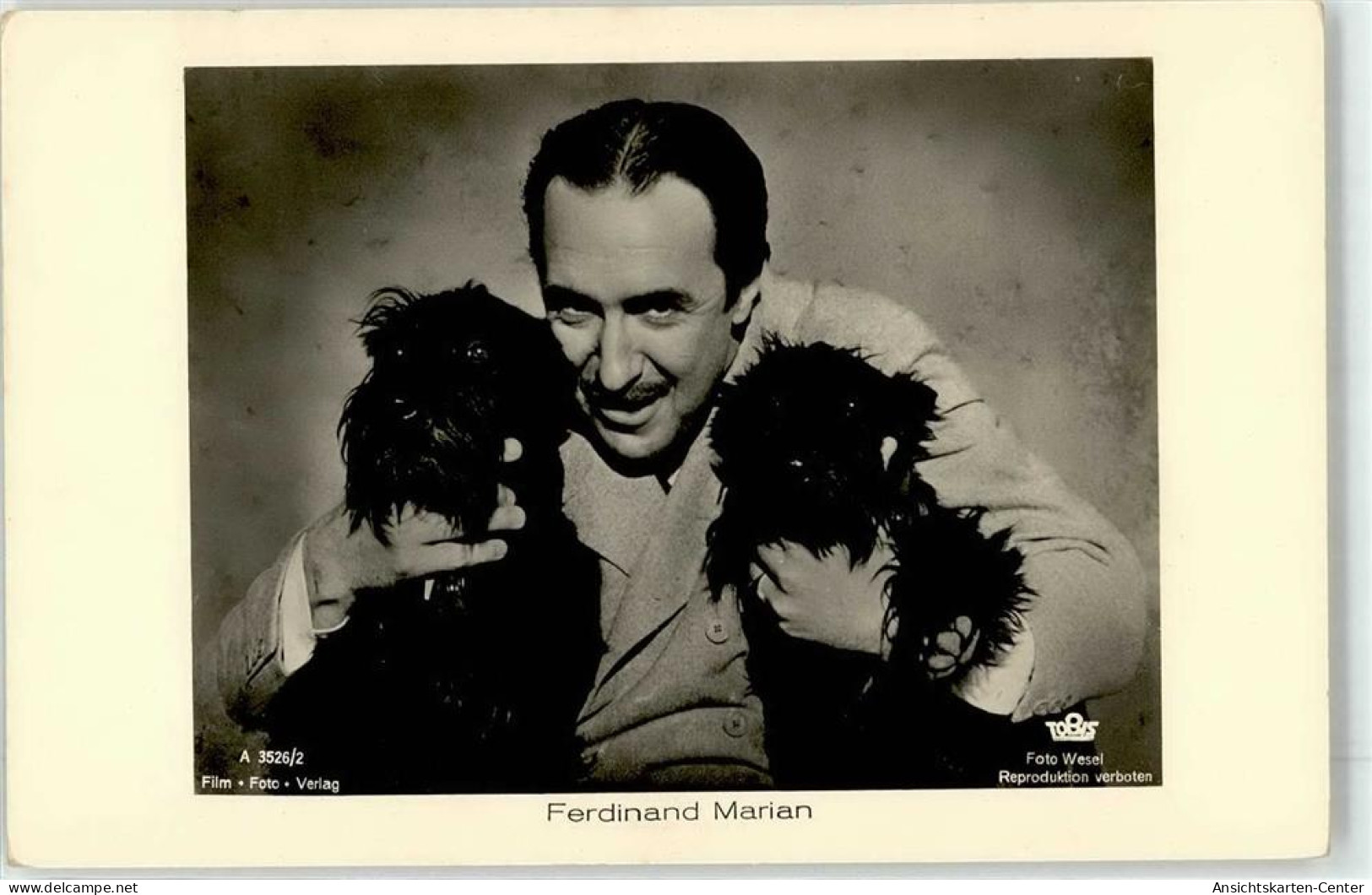 51893505 - Marian, Ferdinand Hund - Schauspieler