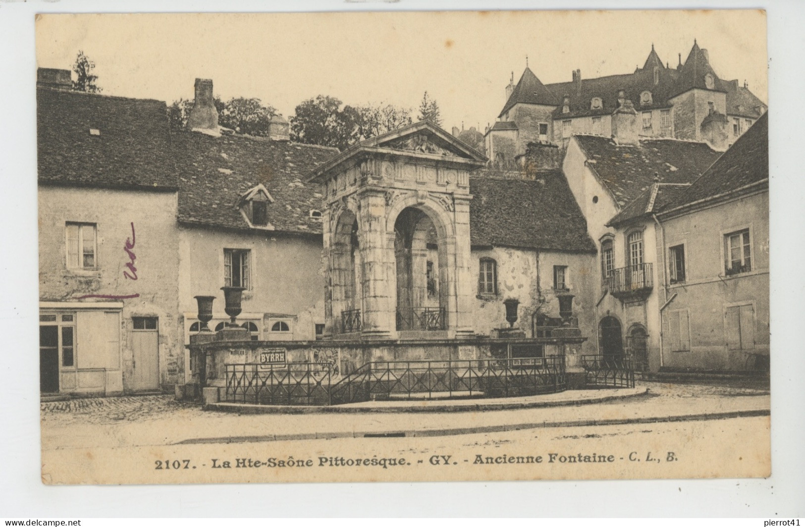 GY - Ancienne Fontaine - Gy