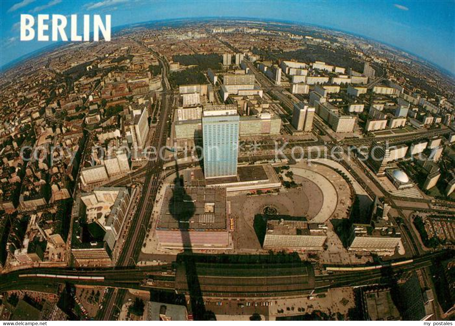 73752477 Berlin Blick Vom Fernsehturm Auf Den Alexanderplatz Berlin - Autres & Non Classés