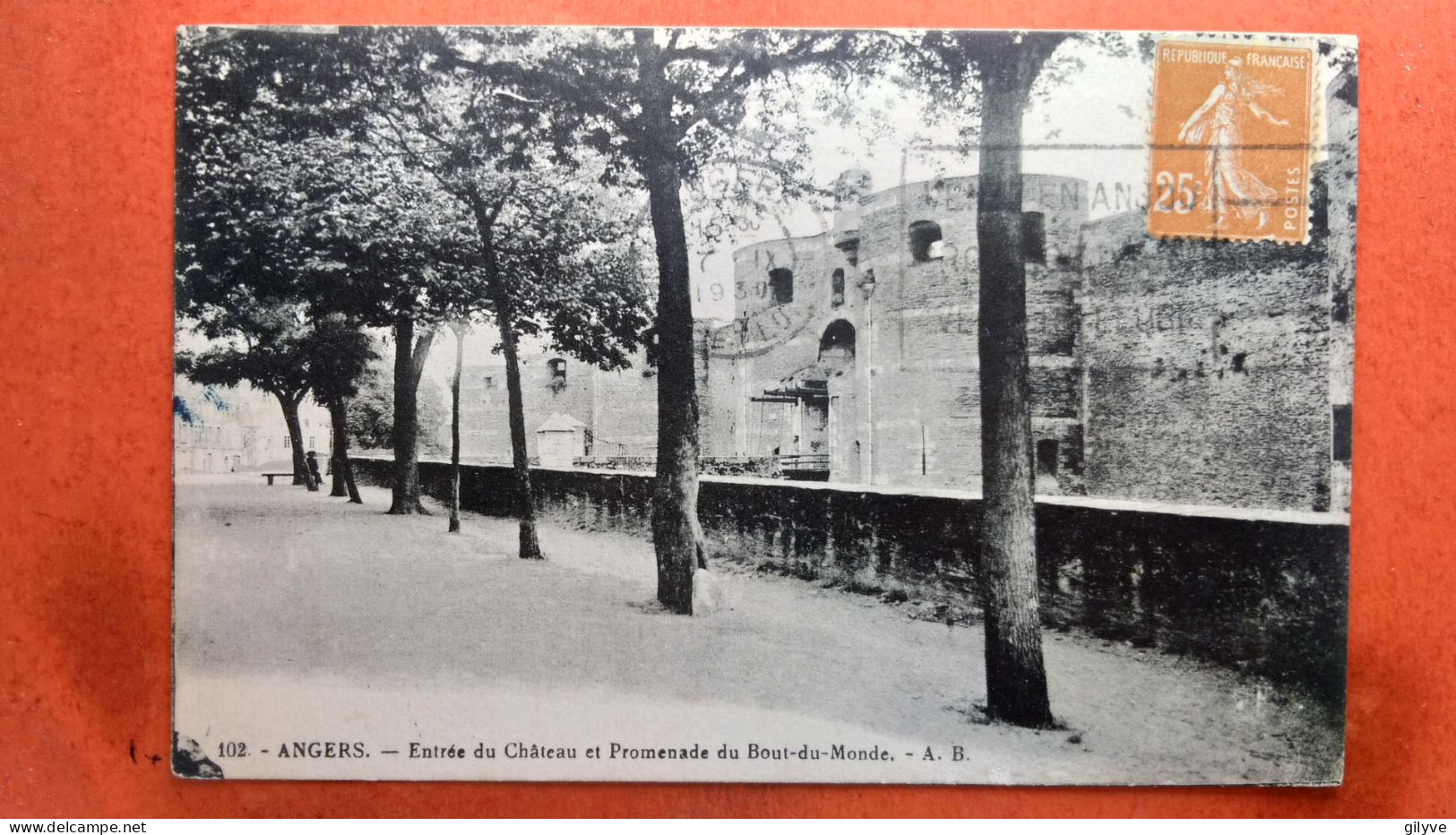 CPA (49) Angers. Entrée Du Château Et Promenade . (7A.n°249) - Angers