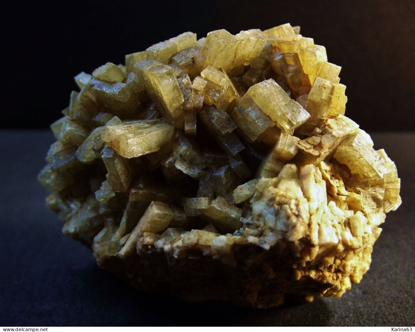 Baryte On Matrix  (7 X 5 X 5 Cm )  Igornay -  Saône-et-Loire - Bourgogne-Franche-Comté -  France. - Minerals