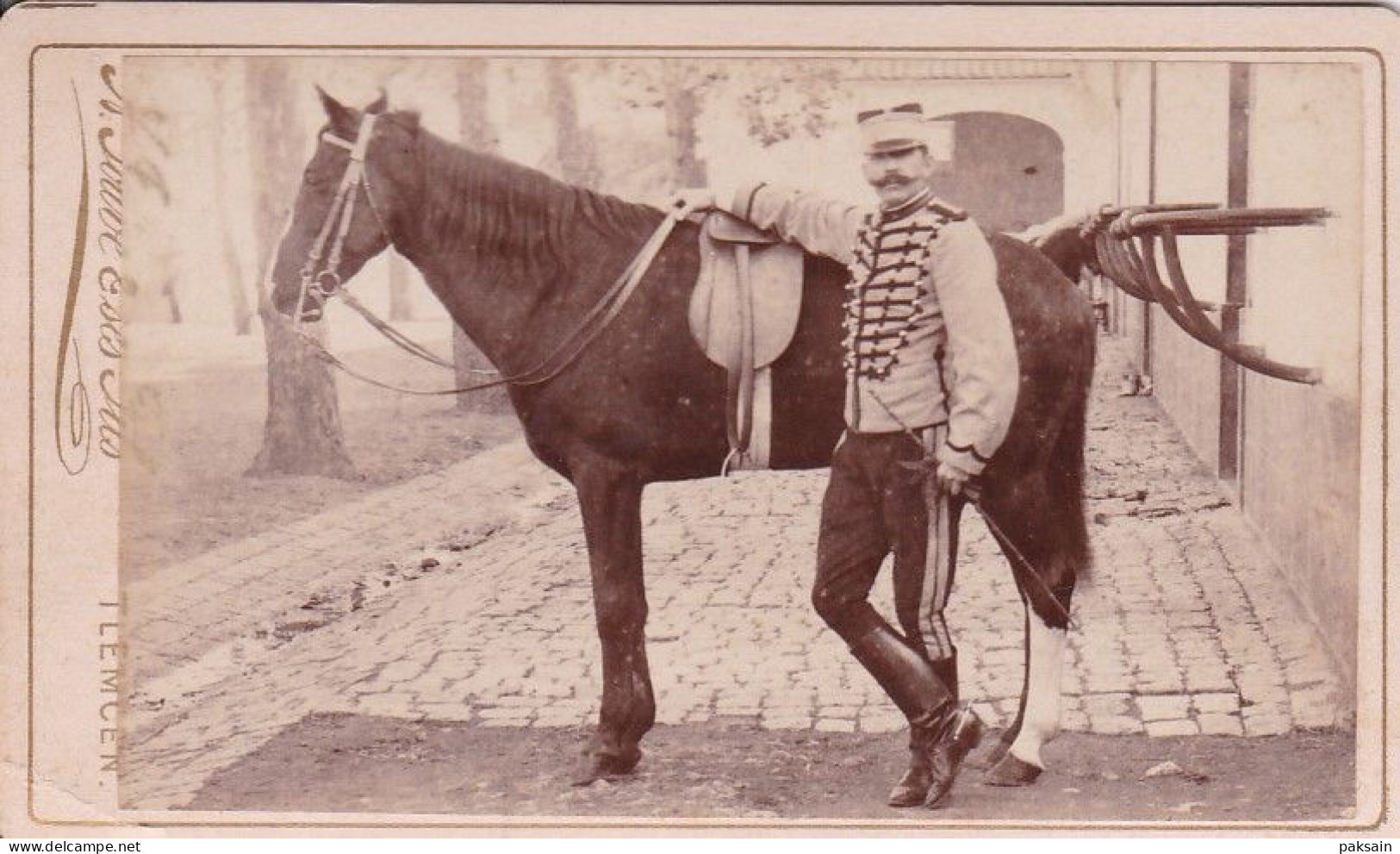 PORTRAIT CDV D'un Militaire Saphis Et Son Cheval Par Jouve à Tlemcen Algérie Saphi Militaire Photo Photographie Guerre - Oorlog, Militair