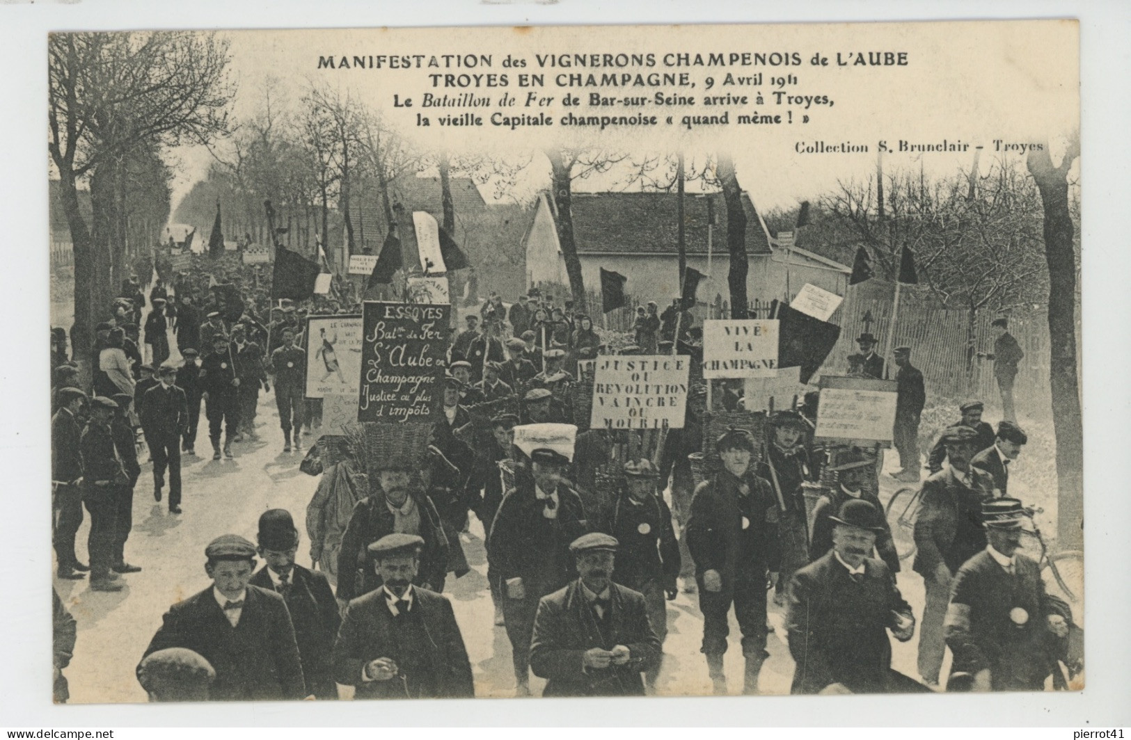 MANIFESTATION DES VIGNERONS CHAMPENOIS DE L'AUBE - TROYES - 9 Avril 1911 - Le Bataillon De Fer Arrive à TROYES - Troyes