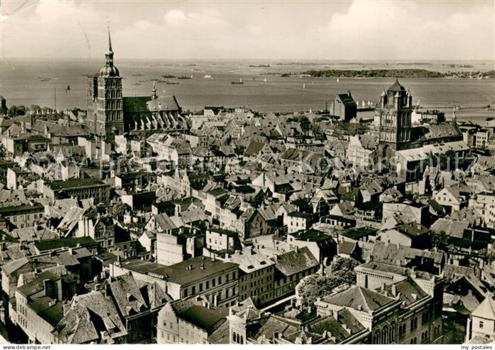 73751570 Stralsund Panorama Mit Jacobi Un Nikolaikirche  - Stralsund