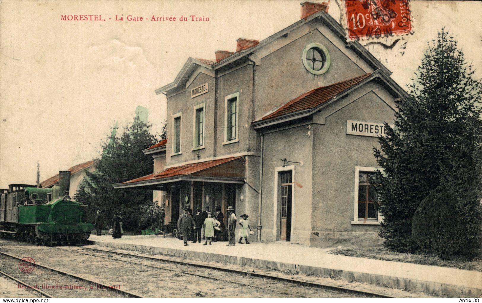 N76 - 38 - MORESTEL - Isère - La Gare - Arrivée Du Train - Morestel