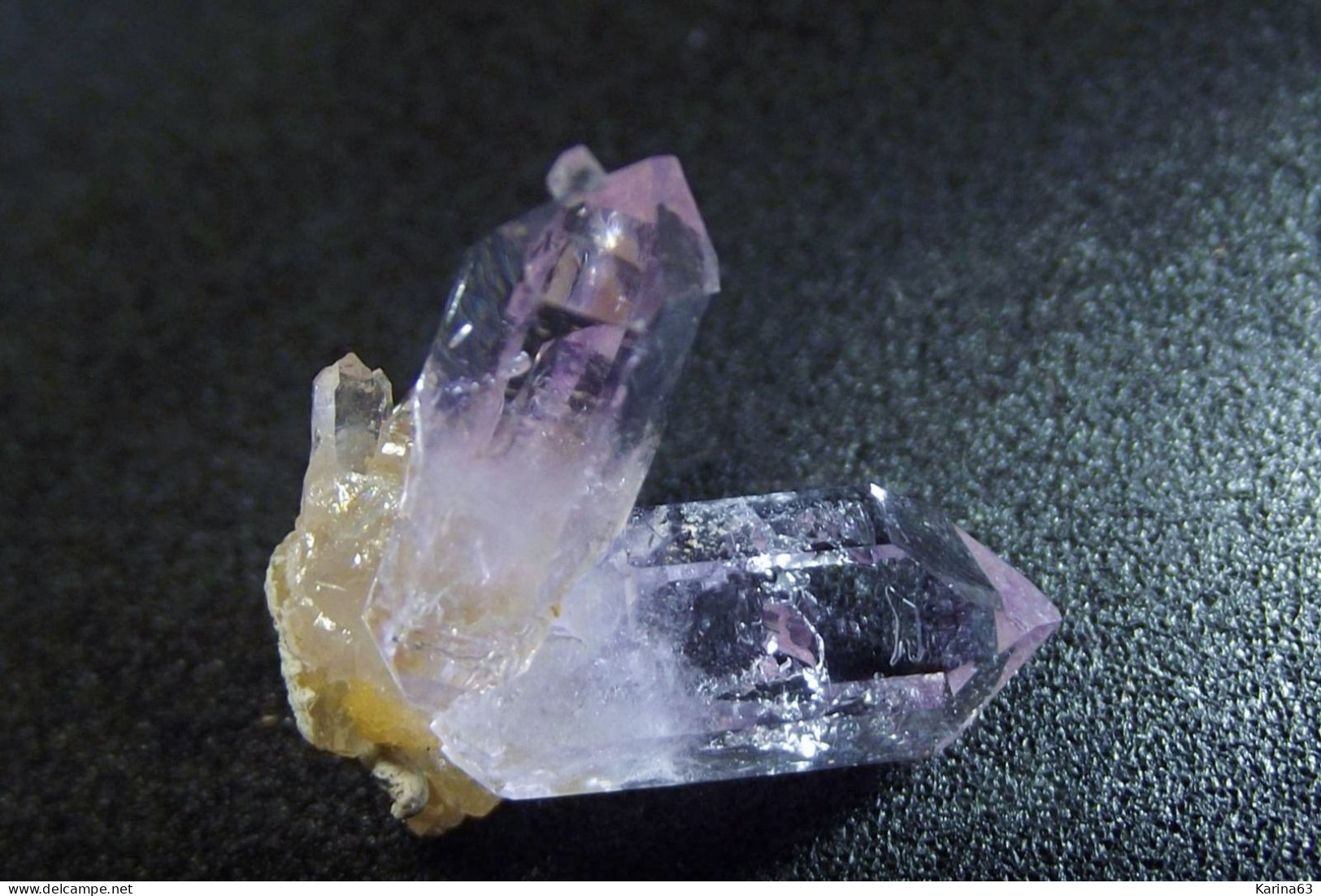 Quartz Var. Amethyst Floater  (1.5  X 1 X 1 Cm ) - Capurru Quarry - Osilo - Sardegna - Italy - Minerals