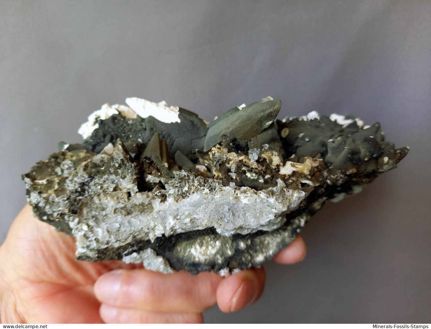 #M61 Schöne Und Ungewöhnlicher CALCIT Kristalle (Dalnegorsk, Primorskiy Kray, Russland) - Minerali