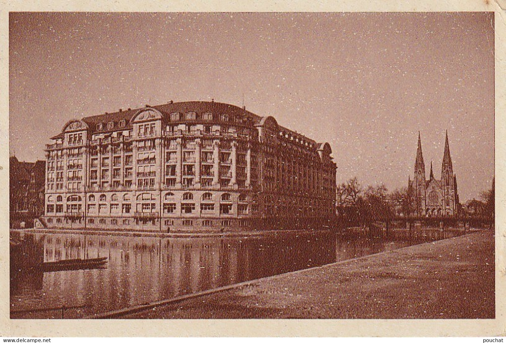 IN 3 - (67)  STRASBOURG  - LE BATIMENT DE L'ESCA ET L'EGLISE SAINT PAUL -  2 SCANS  - Straatsburg