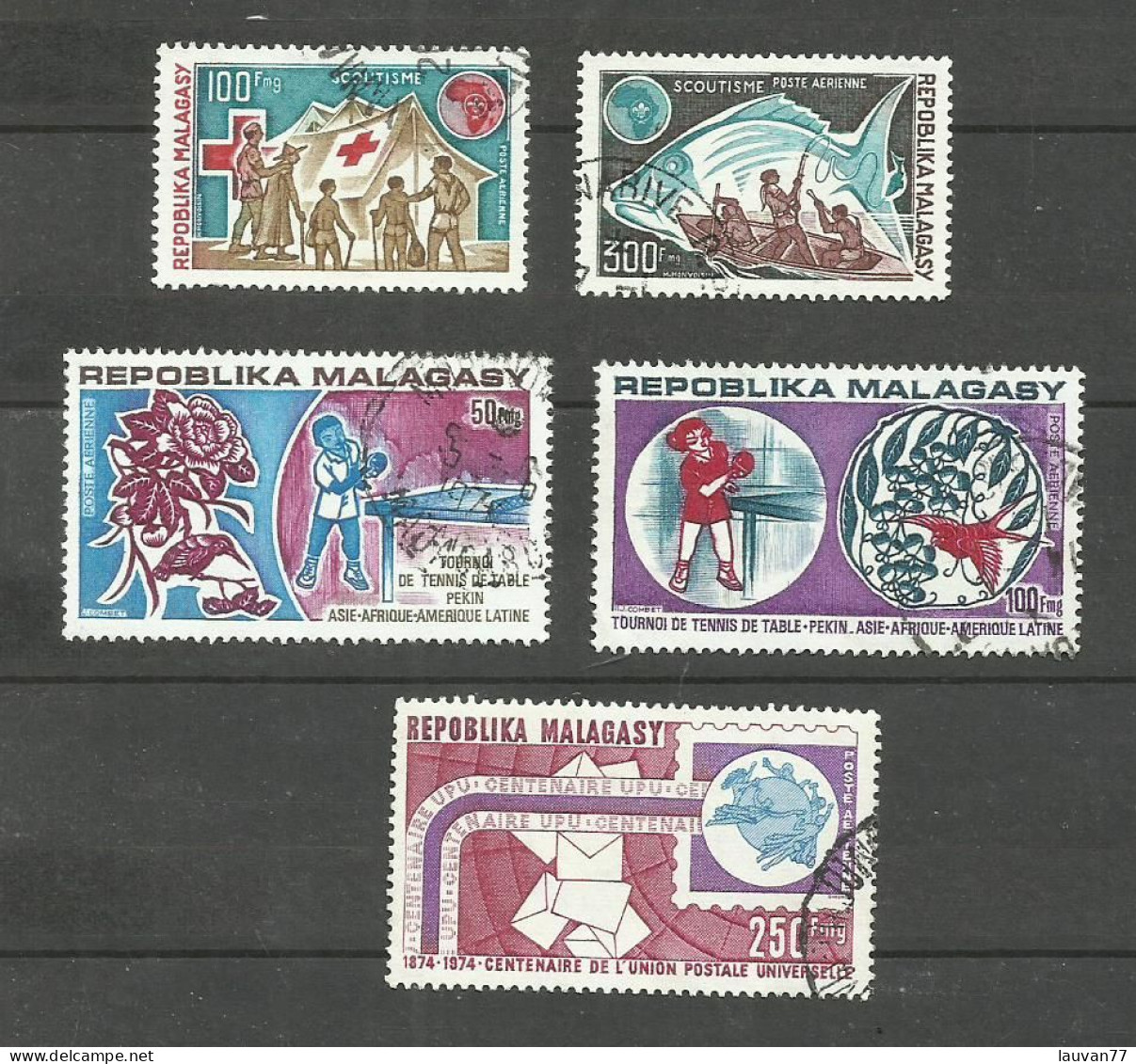 MADAGASCAR POSTE AERIENNE N°135 à 138, 142 Cote 5.55€ - Madagaskar (1960-...)