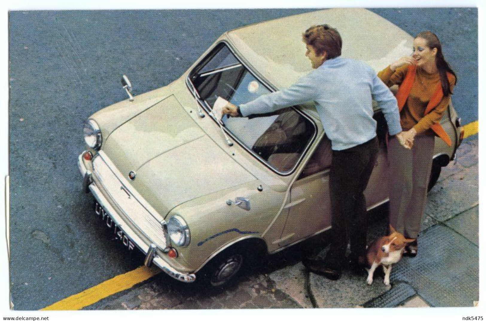 READER'S DIGEST : MORRIS MINI, CORGI / COULSDON, WILHELMINA AVENUE (LARGE) / AYLESBURY - Passenger Cars