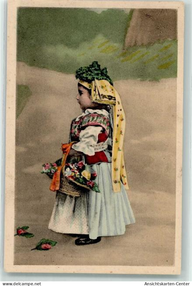 39347505 - Oberschlesische Trachten Kind Im FronleichnamsschmuckKleid Kopfbedeckung Blumen Korb - Poland