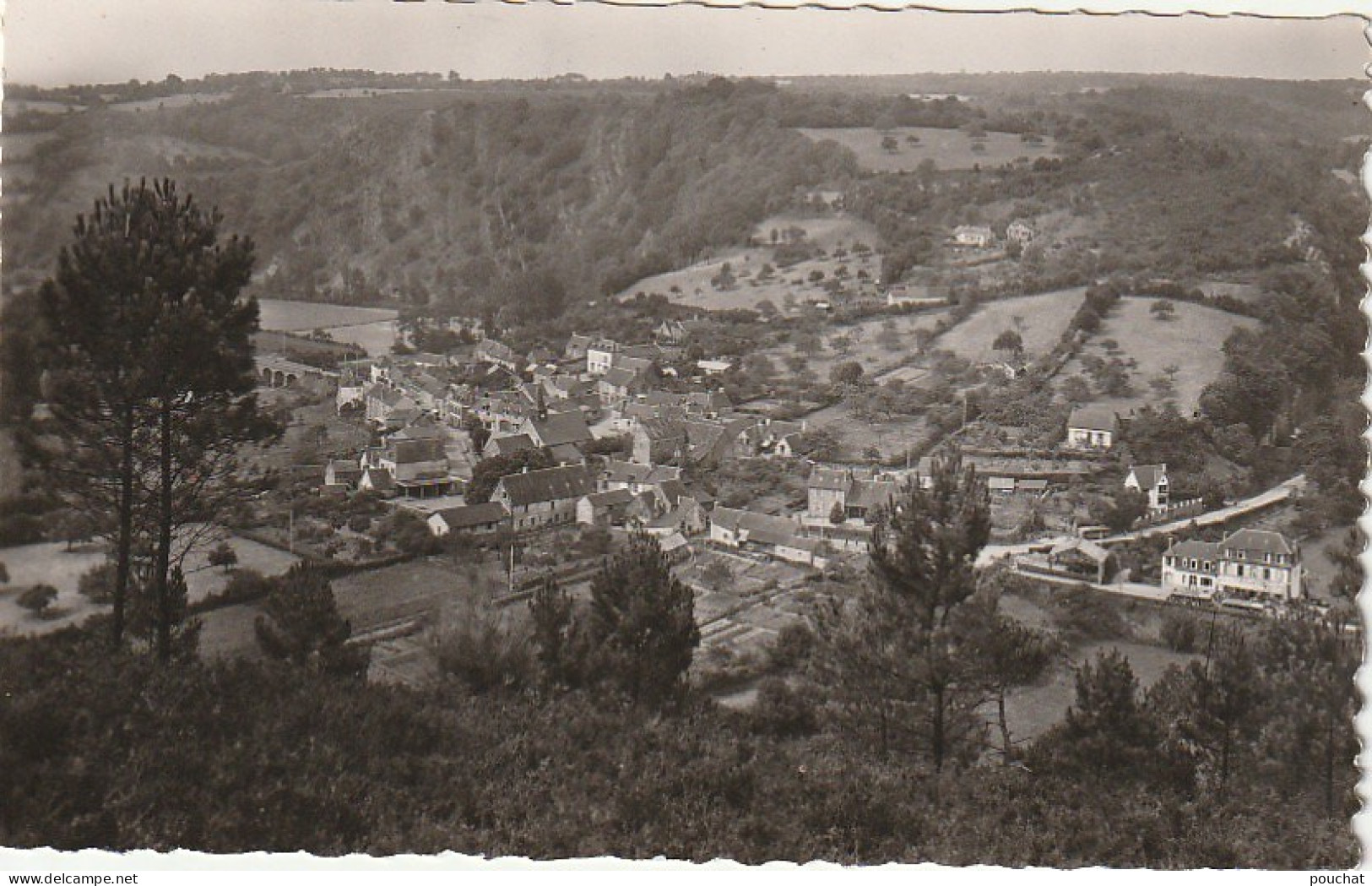 IN 14 -(72)  SAINT LEONARD DES BOIS -  VUE GENERALE  - 2 SCANS - Saint Leonard Des Bois