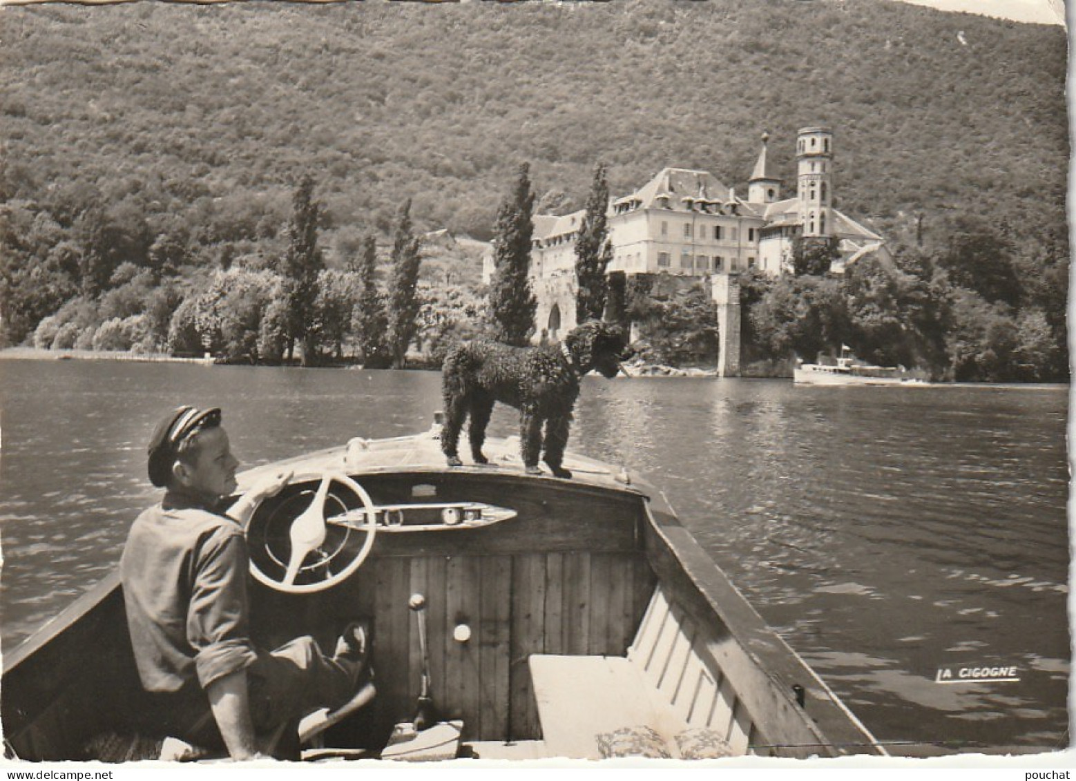 IN 17 - (73) LAC DU BOURGET - ABBAYE DE HAUTECOMBE  - VUE D'UN BATEAU AVEC  CHIEN : CANICHE - 2 SCANS - Le Bourget Du Lac