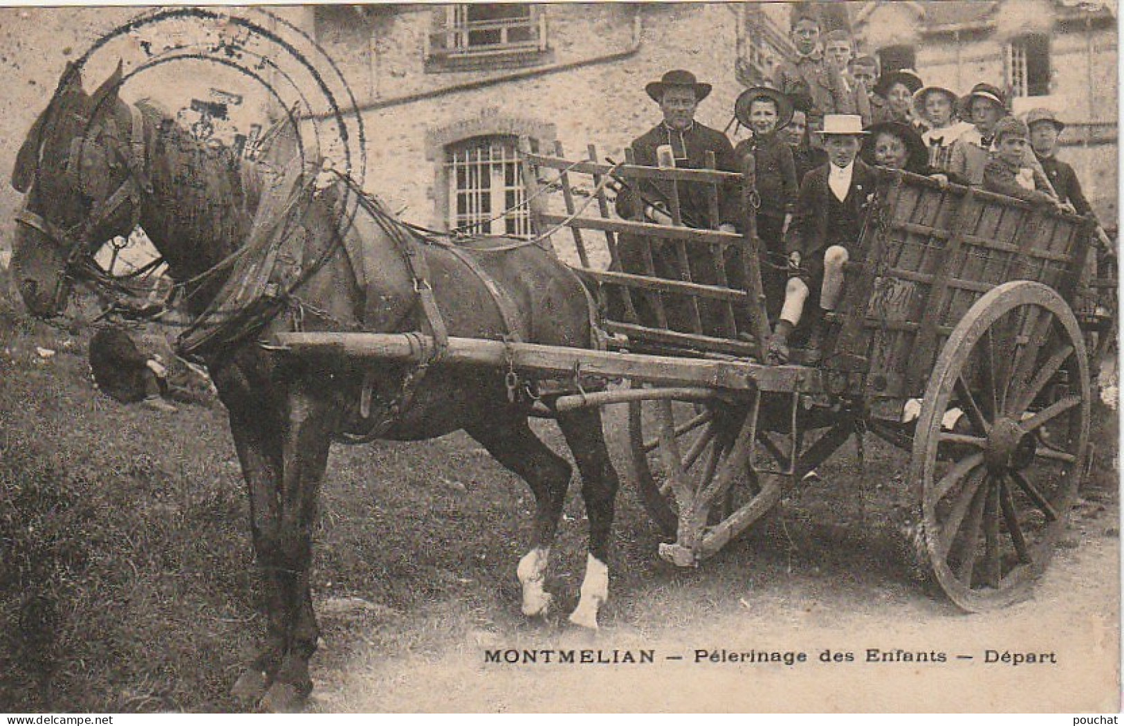 IN 19 - (73) MONTMELIAN - PELERINAGE DES ENFANTS - DEPART - ATTELAGE - CHARRETTE A CHEVAL - 2 SCANS  - Montmelian