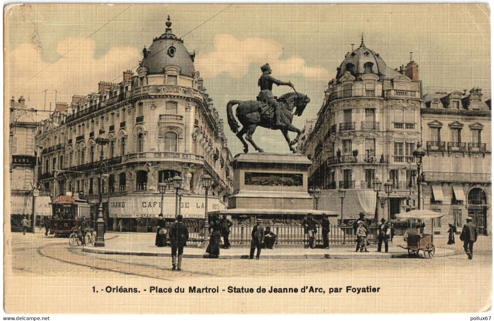 CPA TOILÉE DE ORLÉANS  (LOIRET)  PLACE DU MARTROI  -  STATUE DE JEANNE D'ARC, PAR FOYATIER - Orleans