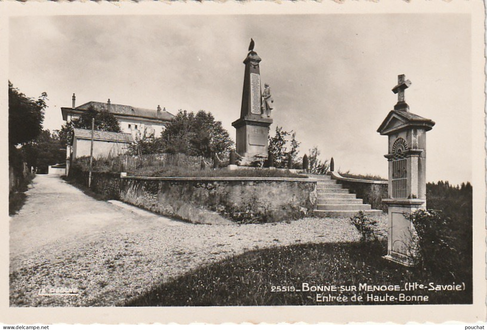 IN 21 - (74) BONNE SUR MENOGE -  ENTREE DE HAUTE BONNE - MONUMENT AUX MORTS  - 2 SCANS  - Bonne