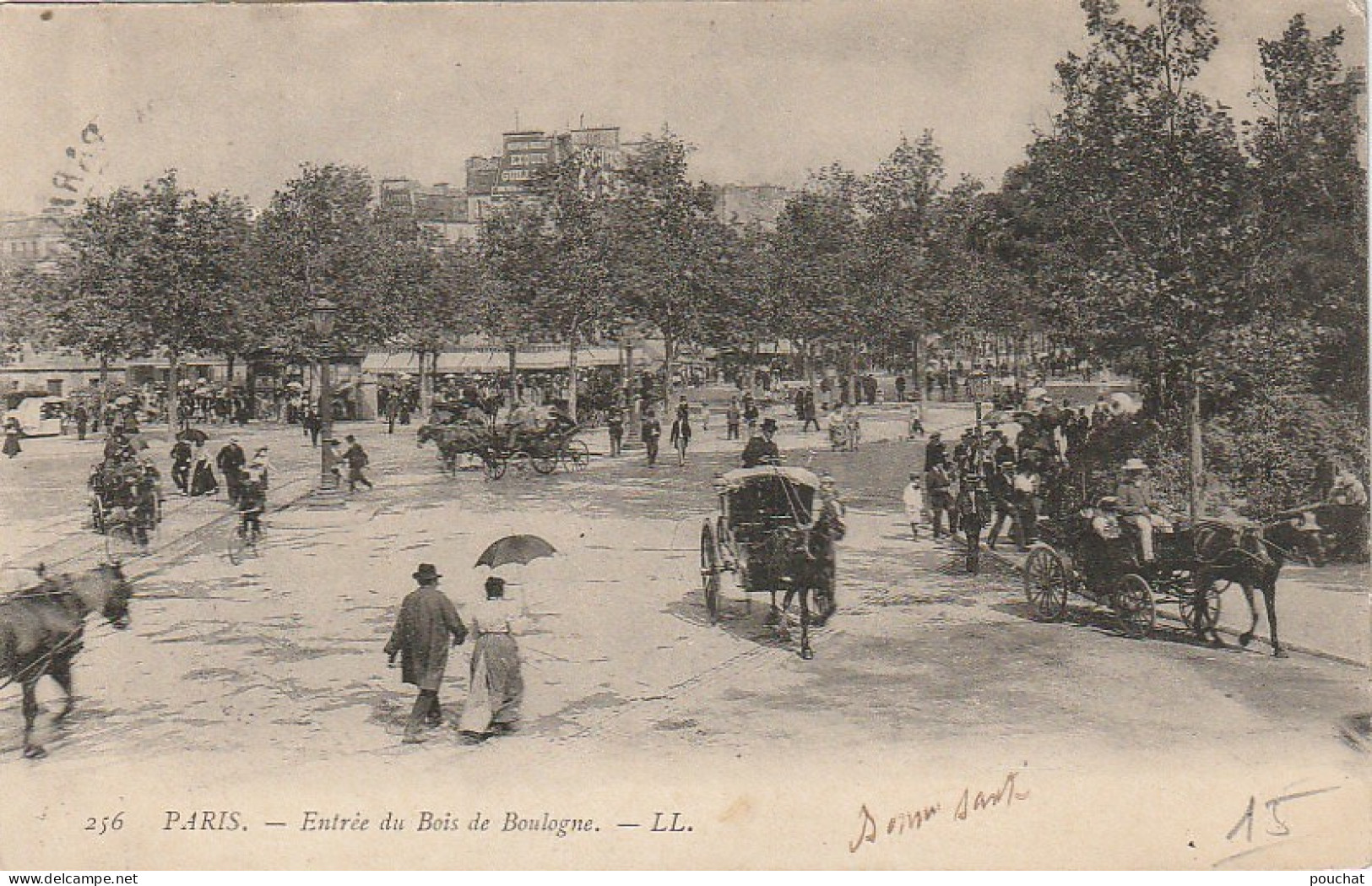 IN 25 -(75) PARIS - ENTREE DU BOIS DE BOULOGNE - PROMENEURS , CYCLISTES , CALECHES - 2 SCANS - Parks, Gardens