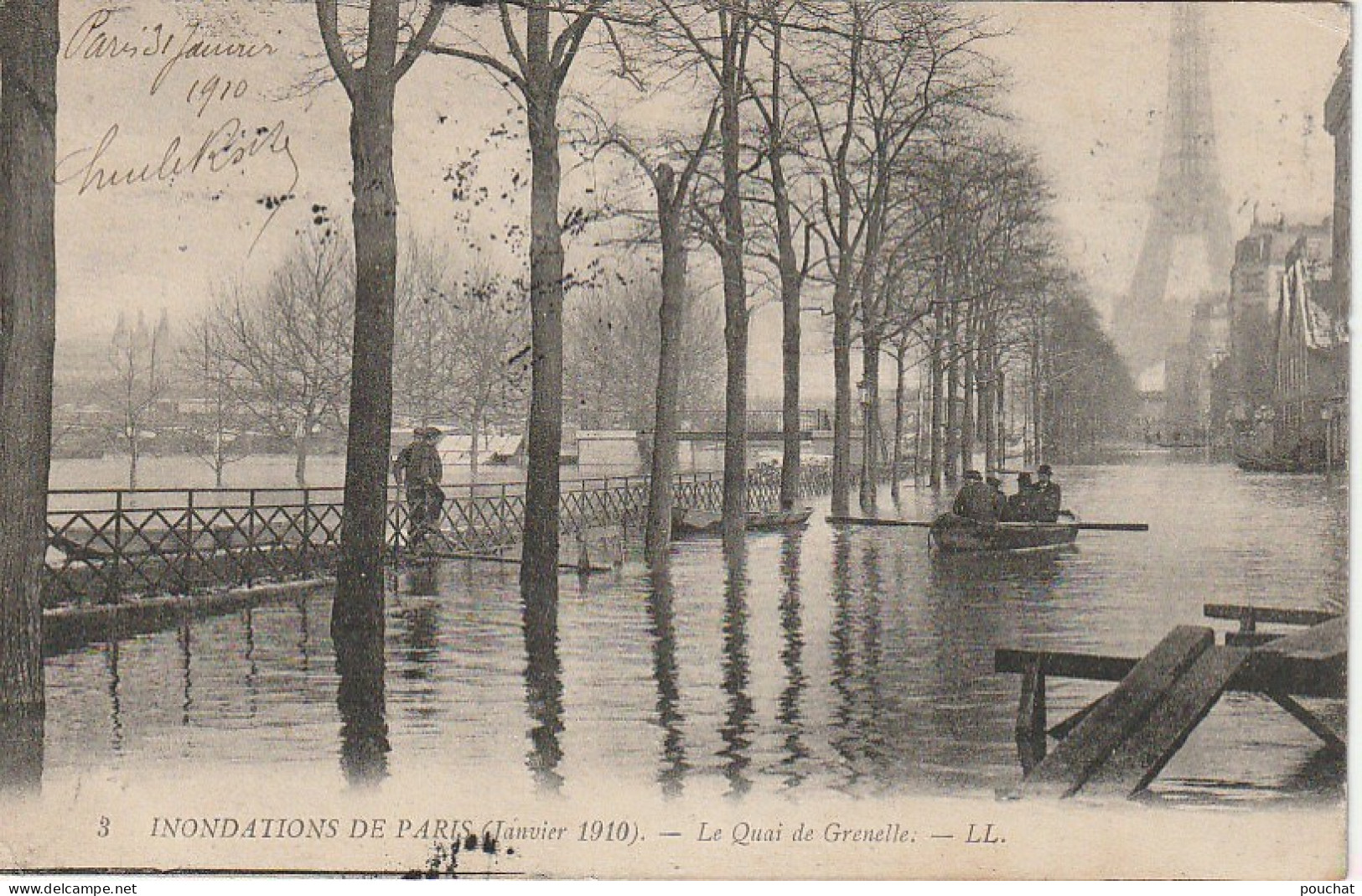 IN 27 -(75)  PARIS 1910 -  LE QUAI DE GRENELLE  - BARQUE , CANOTEUR - 2 SCANS - De Overstroming Van 1910