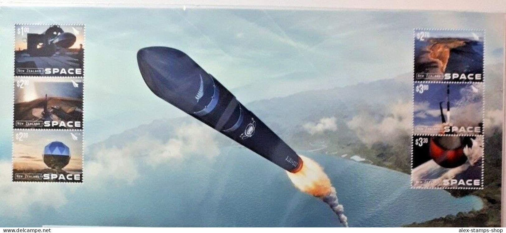 NEW ZEALAND 2018 IN SPACE - ROCKET LAB - FOGLIO NUOVA ZELANDA NELLO SPAZIO - Blocs-feuillets