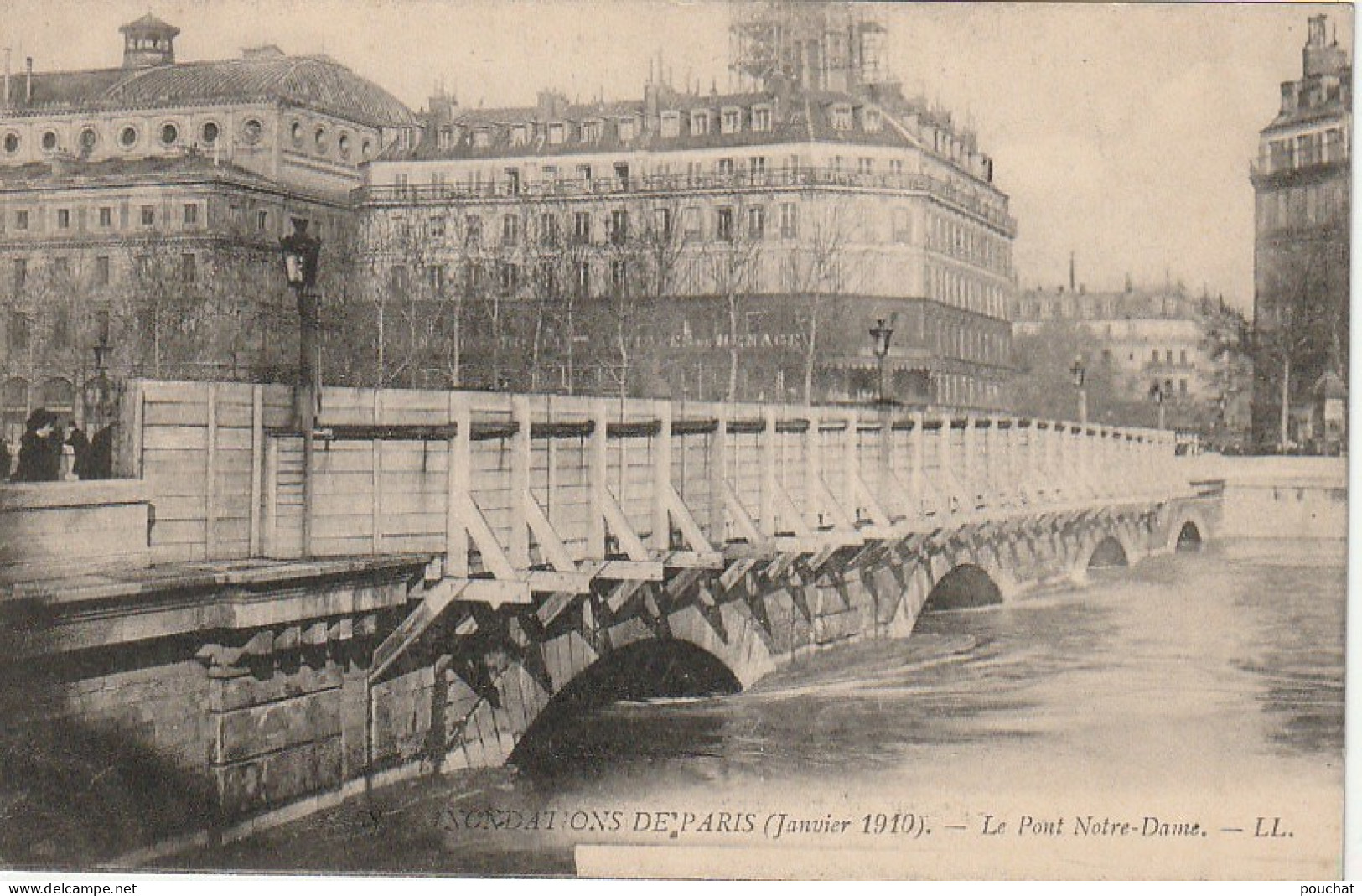 IN 28-(75) INONDATIONS DE  PARIS - LE PONT NOTRE DAME  - 2 SCANS - De Overstroming Van 1910