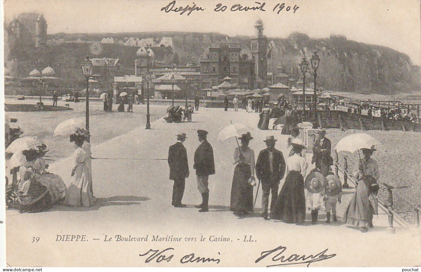 JA 7-(76) DIEPPE - LE BOULEVARD MARITIME VERS LE CASINO - PROMENEURS - 2 SCANS - Dieppe