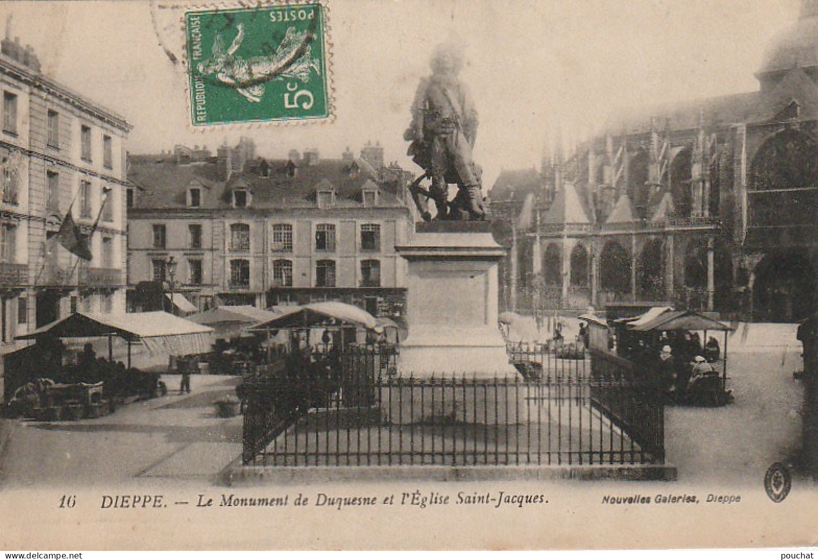 JA 9- (76)  DIEPPE - LE MONUMENT DE DUQUESNE ET L' EGLISE SAINT JACQUES- MARCHE - ETALS - 2 SCANS - Dieppe