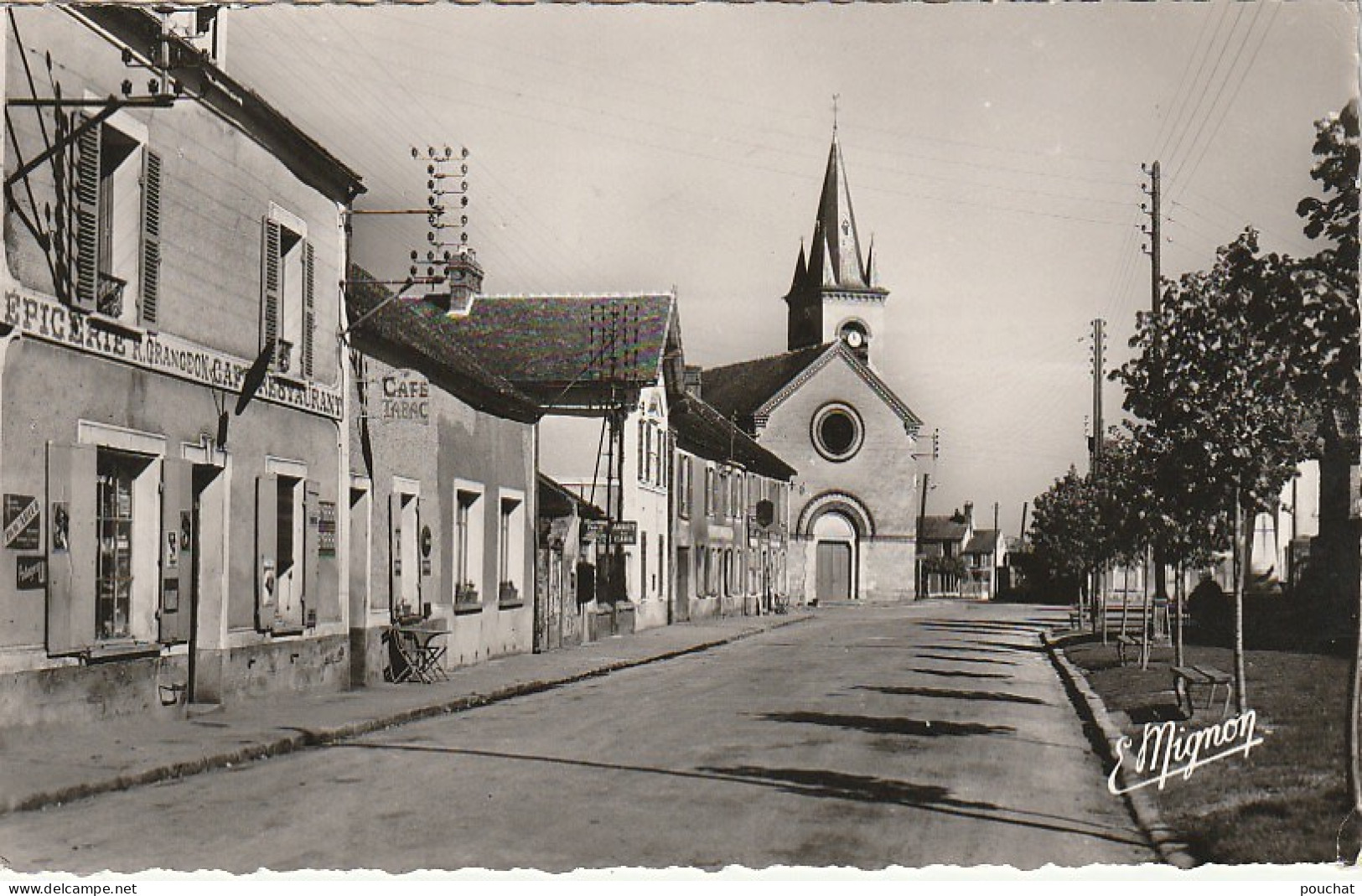 JA 12 -(77) ECHOUBOULAIN - LA GRANDE RUE  - CAFE RESTAURANT EPICERIE - 2 SCANS  - Autres & Non Classés