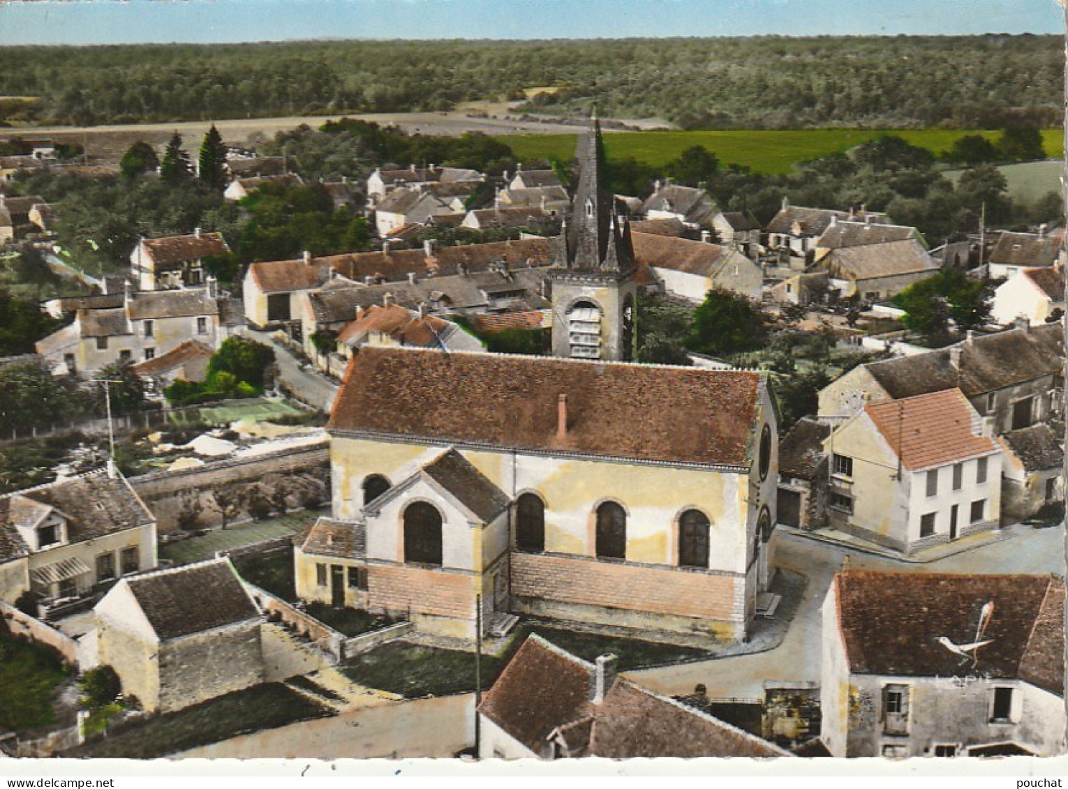 JA 13 -(77) EN AVION AU DESSUS D' ECHOUBOULAINS - L ' EGLISE - CARTE COULEURS - 2 SCANS  - Autres & Non Classés