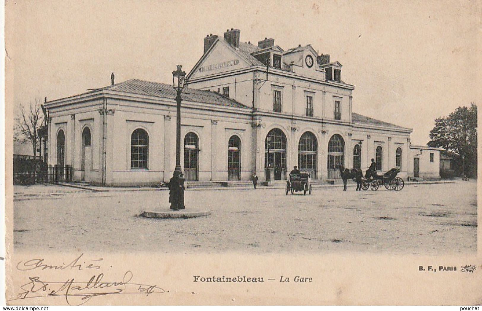 JA 16 -(77) FONTAINEBLEAU - LA GARE  - CALECHE - AUTOMOBILE - 2 SCANS - Fontainebleau