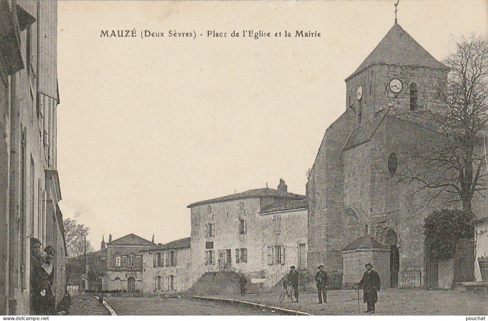 JA 22-(79) MAUZE - PLACE DE L' EGLISE - VILLAGEOIS - 2 SCANS - Mauze Sur Le Mignon